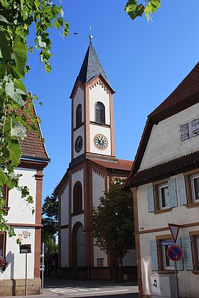 Die Kirche in Mühlhofen