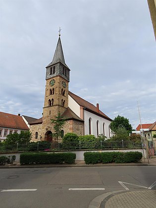 Ev. Kirche Bild 1