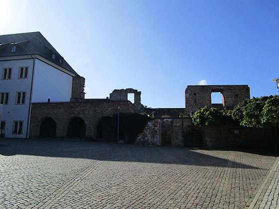Innenhof von Burg Altleiningen
