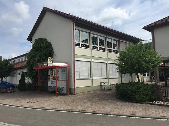 Bushaltstelle Fischbach Grundschule